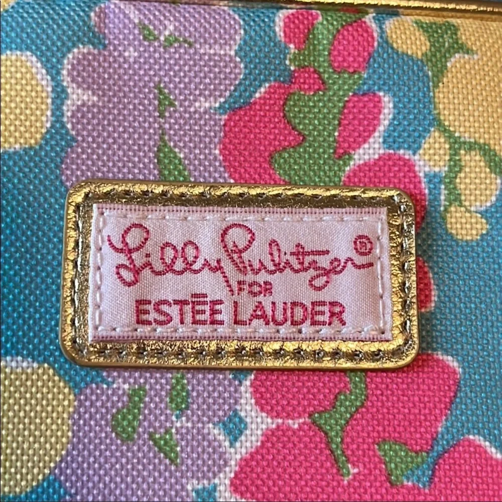 Lilly Pulitzer for Estee Lauder Zippered Cosmetic Travel Bag.